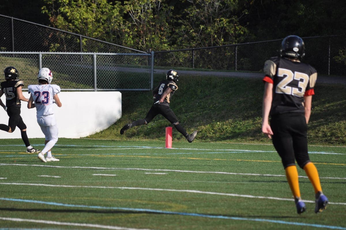 Saints 2025 game action shot