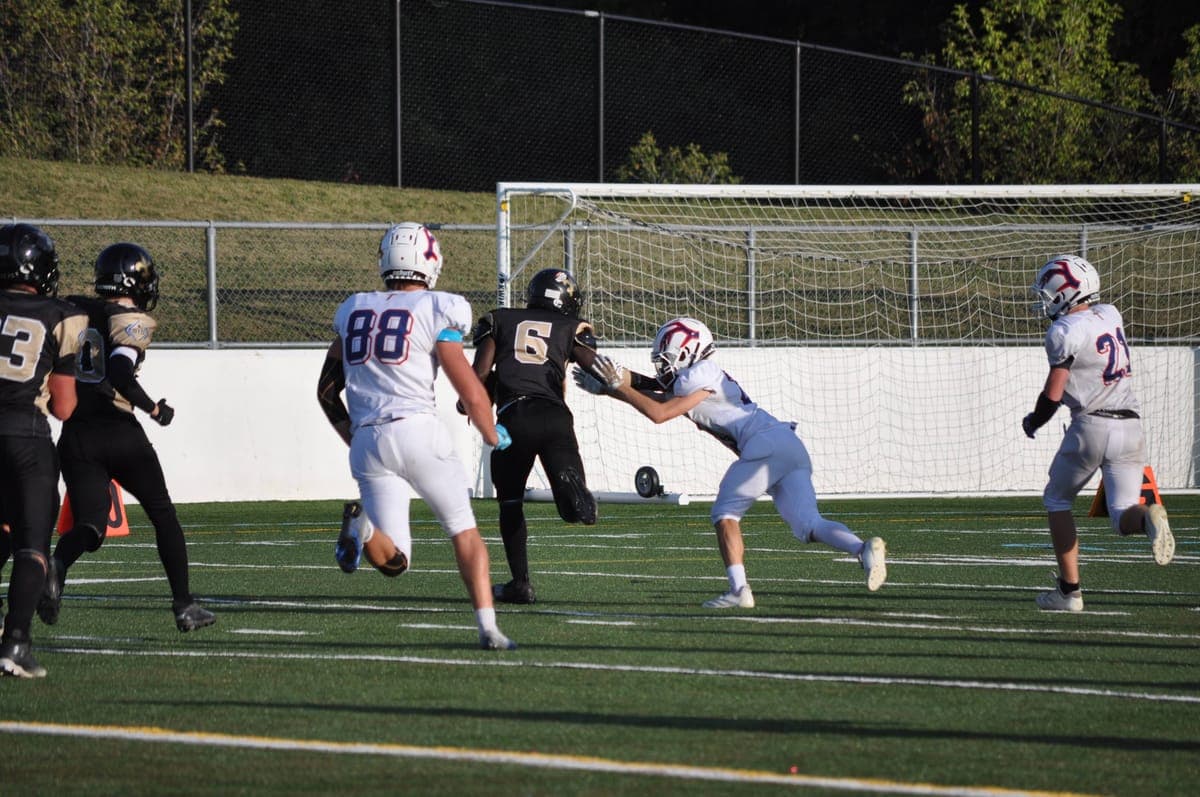 Saints 2025 game action shot