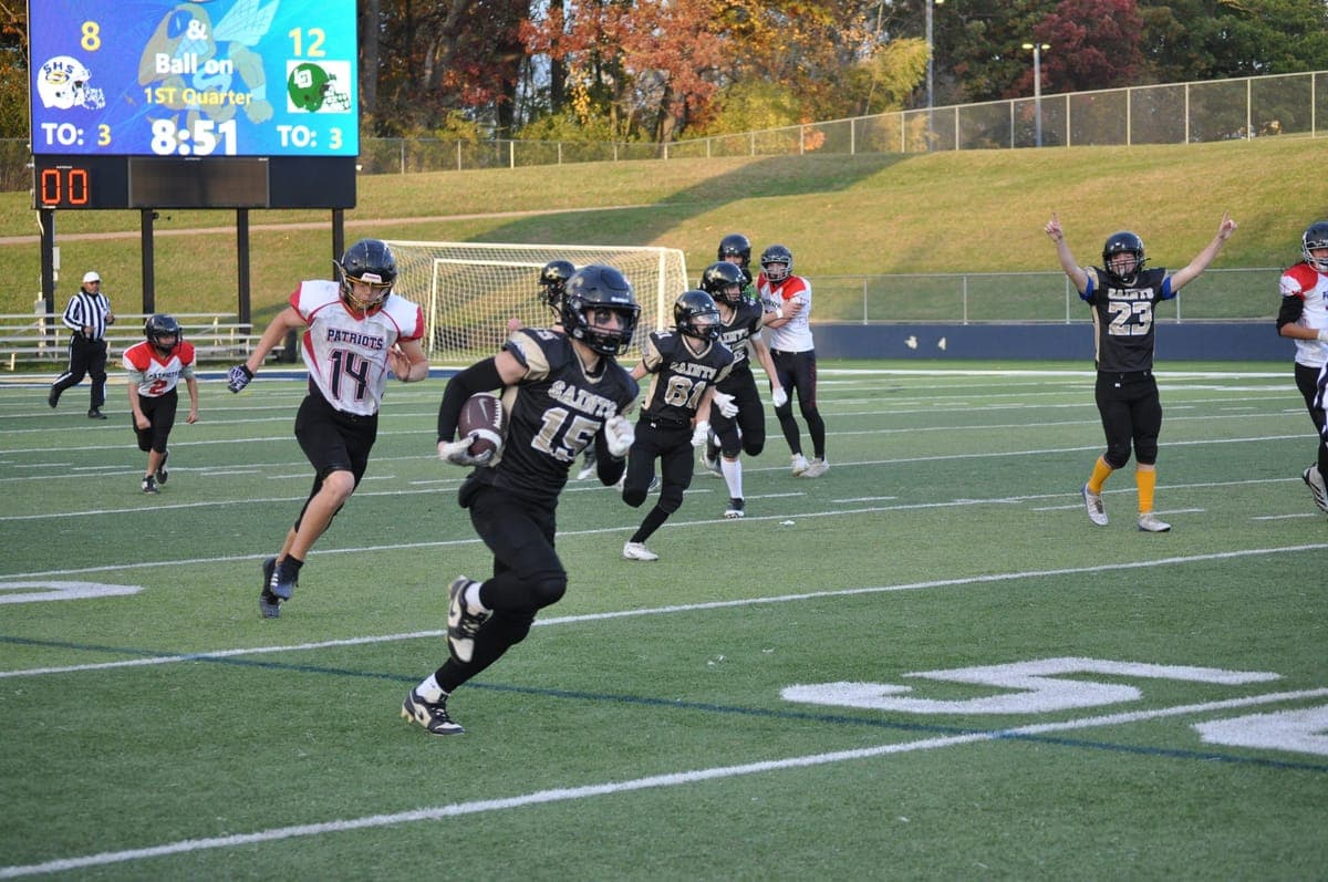 Saints 2025 game action shot