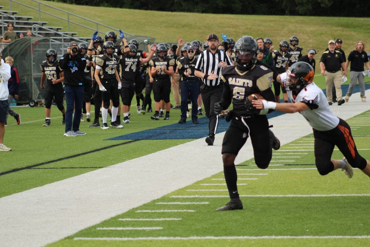 Saints 2025 game action shot