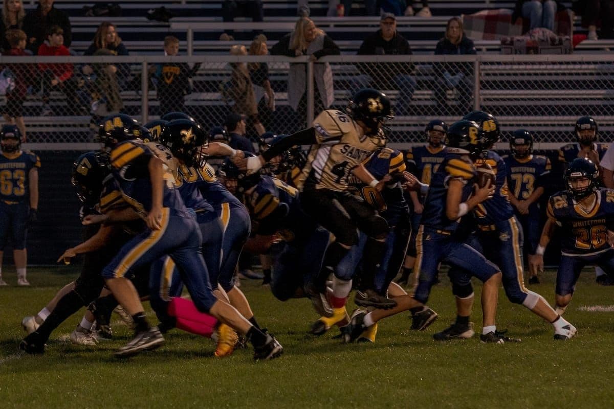 Saints Week 7 action shot